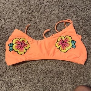 Hollister top, size large